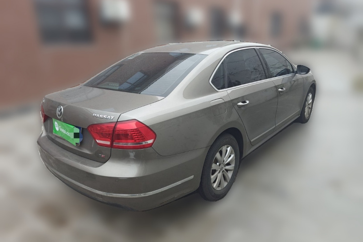 大众 帕萨特 2013款 1.8TSI DSG尊荣版车身外观6005