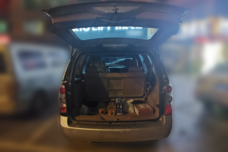 别克GL8 2013款 2.4L 行政版中控内饰23