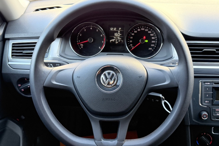 大众 宝来 2016款 1.6L 自动时尚型局部细节13