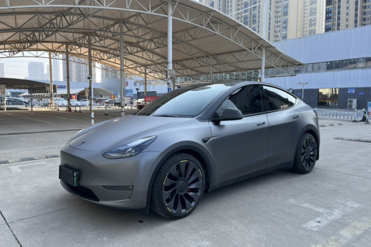 特斯拉 Model Y 2021款 Performance高性能全轮驱动版车身外观6006