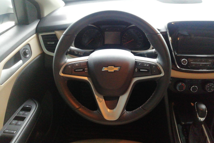 雪佛兰 科鲁泽 2022款 320 自动悦享天窗版局部细节13