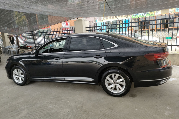 大众 帕萨特 2022款 280TSI 商务版车身外观4