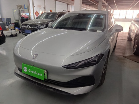 荣威D7 2023款 DMH 125km 旗舰版