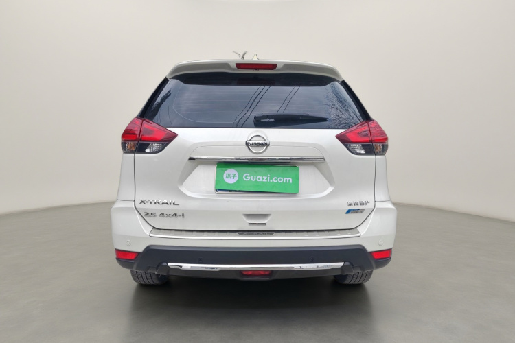 日产 奇骏 2021款 2.5L CVT 4WD XL ITS豪华纪念版车身外观6