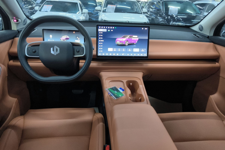 零跑汽车 零跑C16 2024款 增程 200激光雷达版中控内饰7002