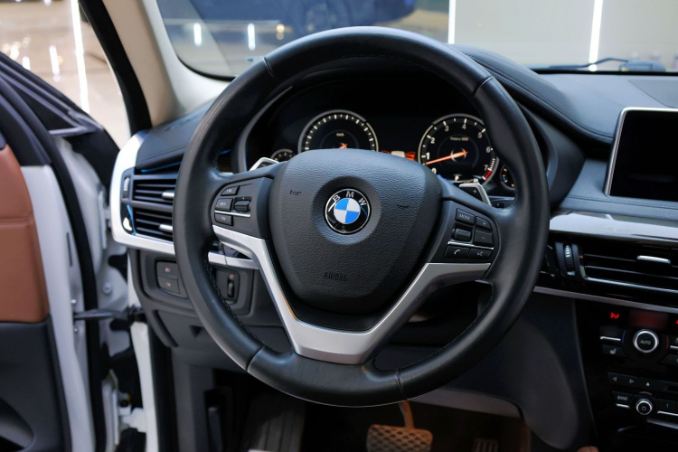 宝马X6 2017款 xDrive35i 豪华型局部细节13