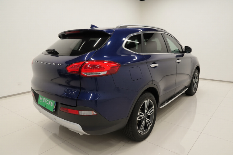 猎豹汽车 猎豹CS10 2016款 2.0T 手动卓越型车身外观7