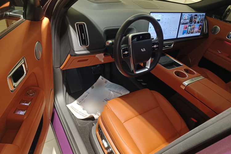 理想汽车 理想L9 2022款 Max中控内饰20