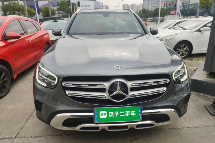 奔驰GLC 2021款 GLC 260 L 4MATIC 动感型车身外观2