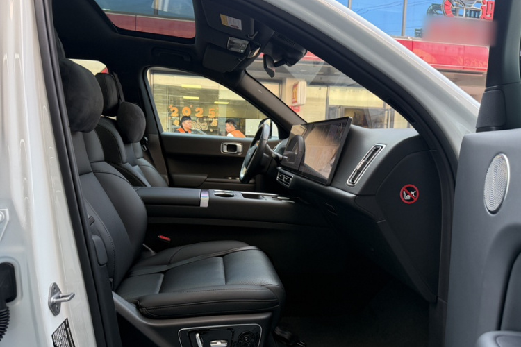 理想汽车 理想L7 2023款 Pro中控内饰7007