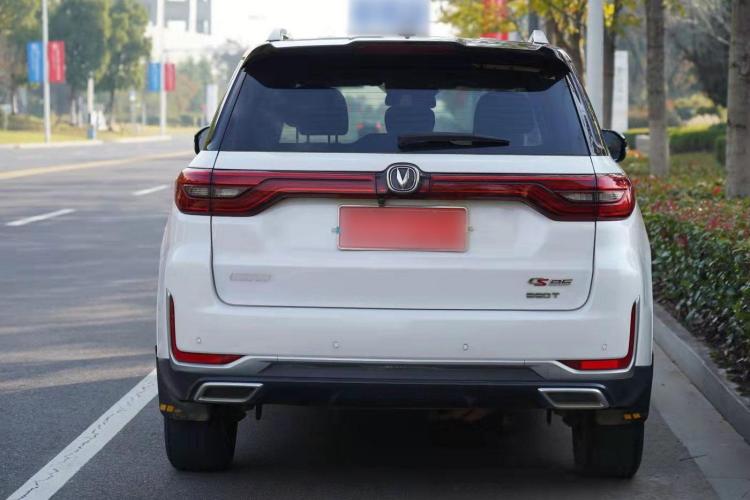 长安CS95 2019款 2.0T 两驱豪华型车身外观6005