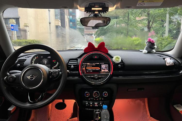 MINI Clubman 2021款 1.5T COOPER中控内饰12