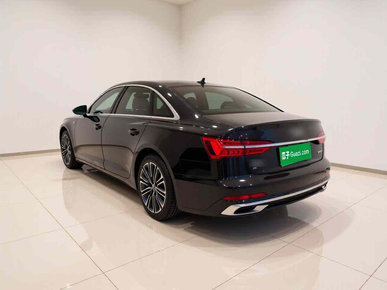 奥迪A6L 2024款 45 TFSI 臻选动感型(3)