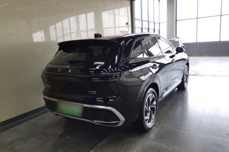 红旗HS3 PHEV 2024款 PHEV 115km 劲为版车身外观7