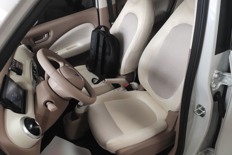 五菱汽车 宏光MINIEV 2025款 四门版 进阶款局部细节19