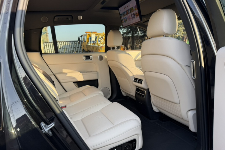 理想汽车 理想L7 2023款 Max车身外观6007