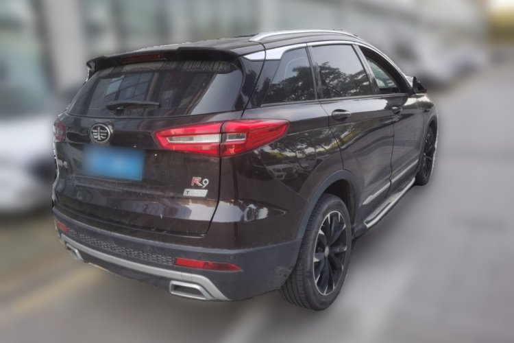 一汽 森雅R9 2018款 1.2T 手动豪华智尚型车身外观7