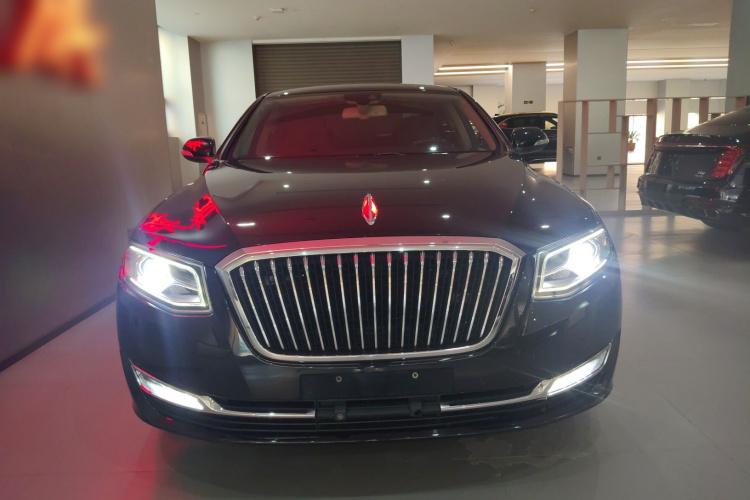 红旗H7 2018款 2.0T 旗舰版车身外观2