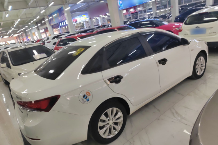 别克 英朗 2021款 改款 典范 1.5L 自动精英型车身外观6003