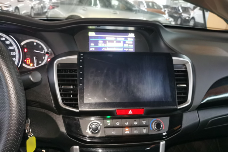 本田 雅阁 2016款 2.0L 舒适版局部细节16