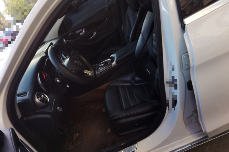 奔驰C级 2017款 C 200 L 4MATIC中控内饰19