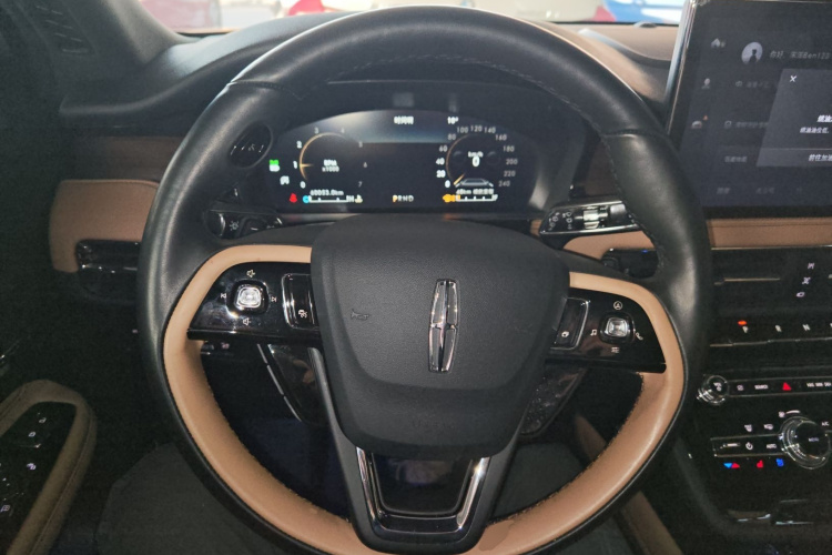 林肯 冒险家 2022款 2.0T 两驱尊雅版中控内饰13