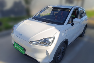 哪吒汽车 哪吒V 2021款 标准续航娱乐版