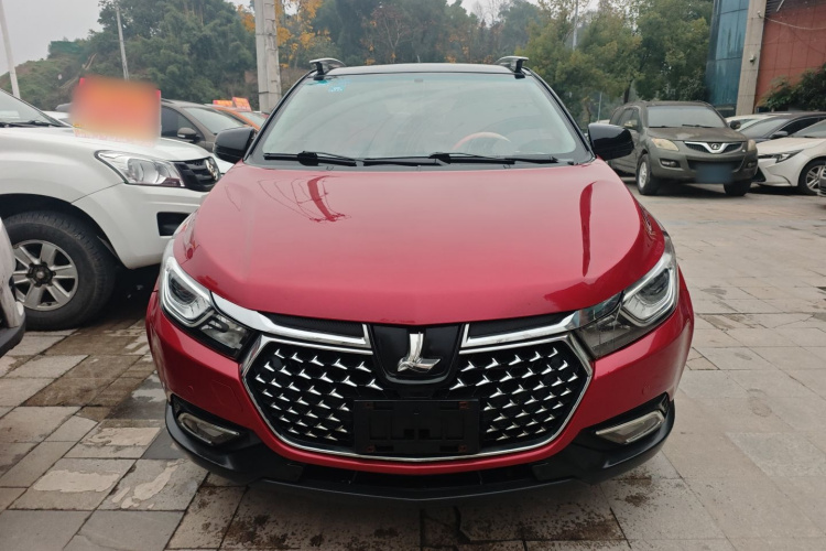 纳智捷 U5 SUV 2017款 1.6L 手动骑士版车身外观2