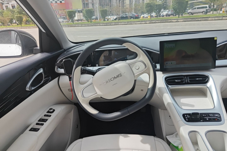 吉利银河 星愿 2025款 310km 青春版局部细节13