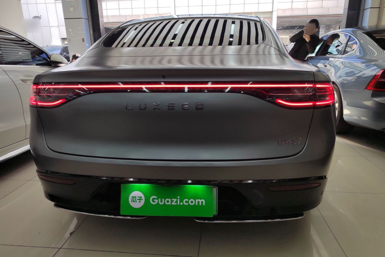 鸿蒙智行 智界S7 2024款 Max 后驱长航智驾版车身外观6004