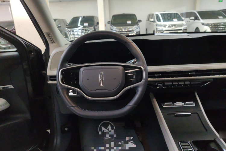 林肯 冒险家 2023款 2.0T 两驱尊享版中控内饰13