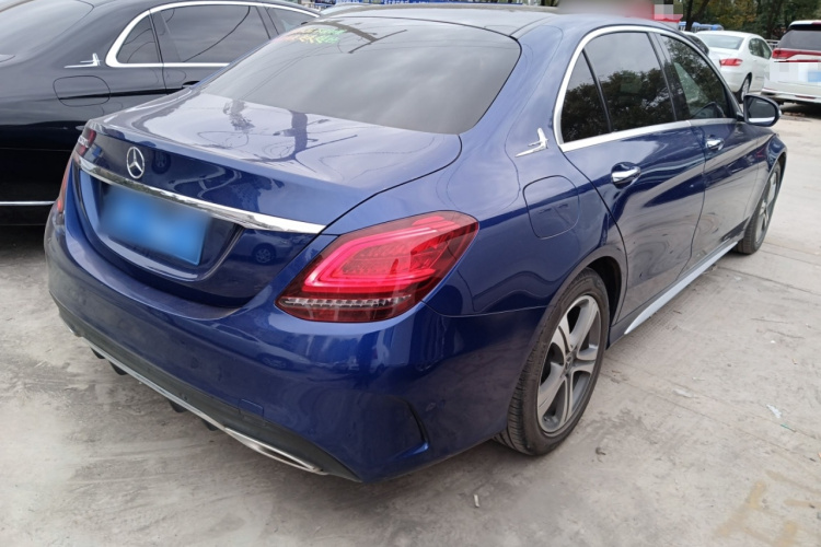 奔驰C级 2019款 C 260 L 运动版车身外观6005