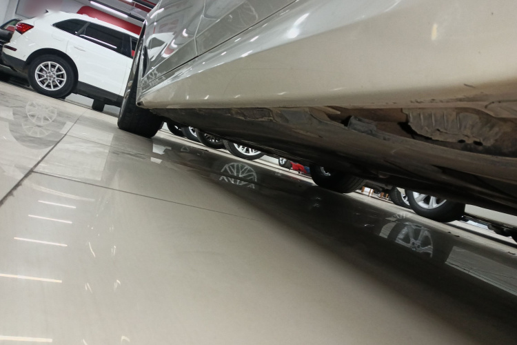 宝马5系 2018款 525Li M运动套装局部细节9002