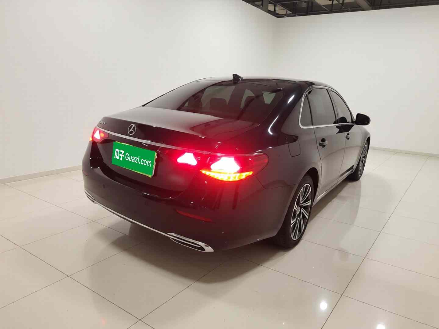 奔驰E级 2025款 E 300 L 豪华型(5)