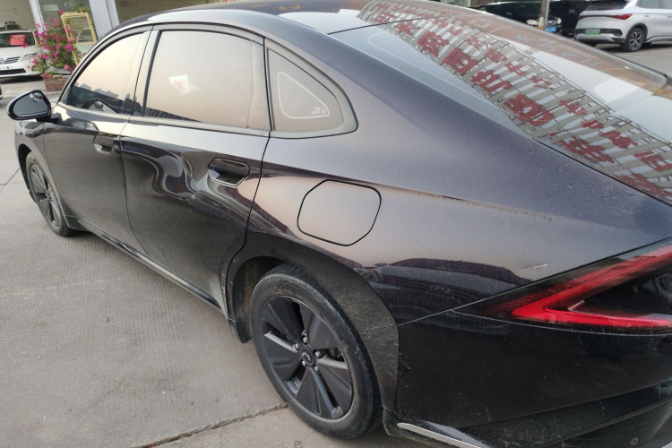 五菱汽车 五菱星光 2024款 共创版 70 标准型车身外观4