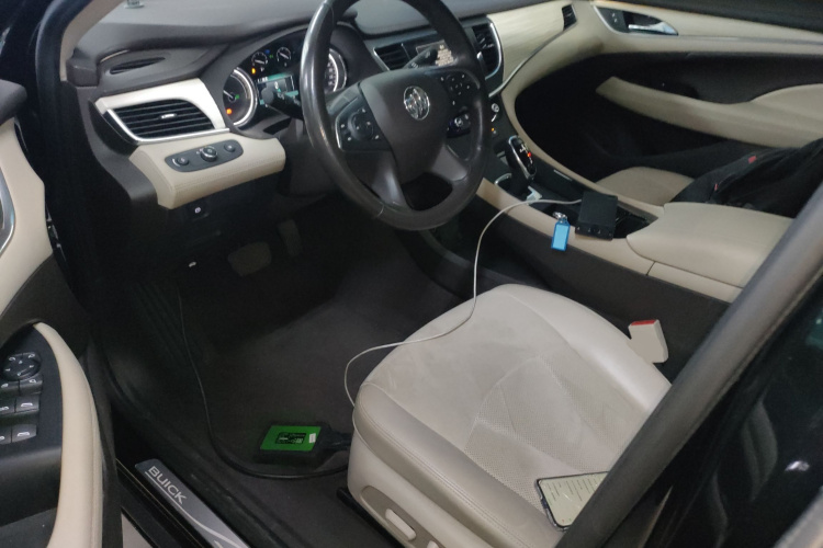 别克 君越 2018款 30H 精英型中控内饰7003