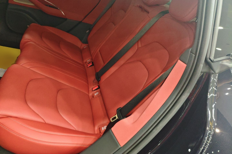 小米汽车 小米SU7 2024款 四驱超长续航高阶智驾Max版中控内饰21