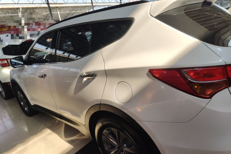 现代 胜达 2015款 2.0T 自动两驱智能型 5座车身外观4