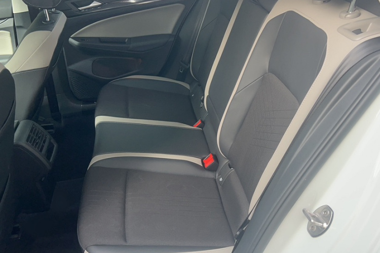 大众 高尔夫 2021款 280TSI DSG Pro中控内饰7003