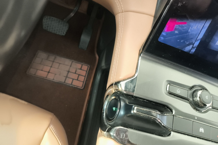 蔚来ES6 2022款 75kWh 运动版局部细节18