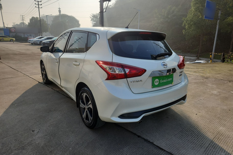 日产 骐达TIIDA 2019款 1.6L CVT智行版 国VI车身外观6006