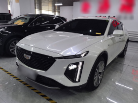 凯迪拉克GT4 2023款 25T 豪华型