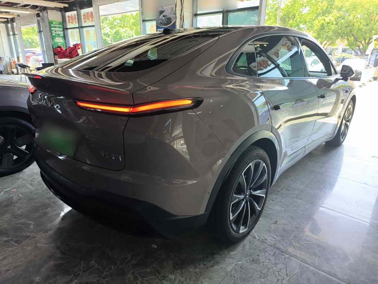 乐道L60 2024款 60kWh 后驱版(4)