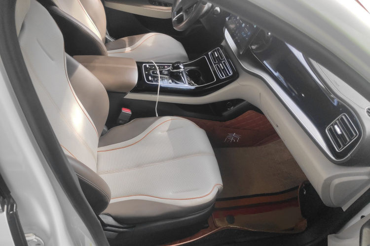 比亚迪 秦PLUS 2023款 冠军版 EV 420KM领先型局部细节9005