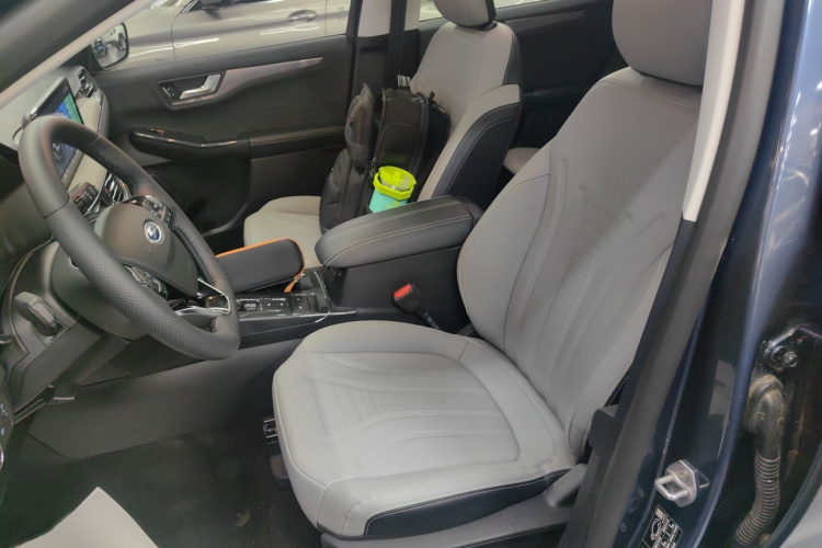 福特 锐际 2020款 EcoBoost 245 两驱耀享款局部细节19