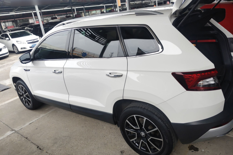 斯柯达 柯珞克 2020款 TSI280 智行科技版 国VI车身外观4