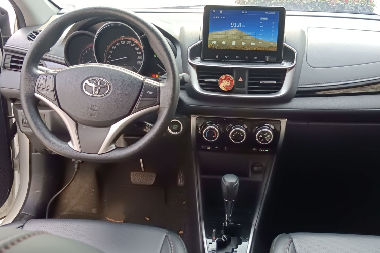 丰田 YARiS L 致炫 2021款 致炫X 1.5L CVT尊贵版中控内饰12