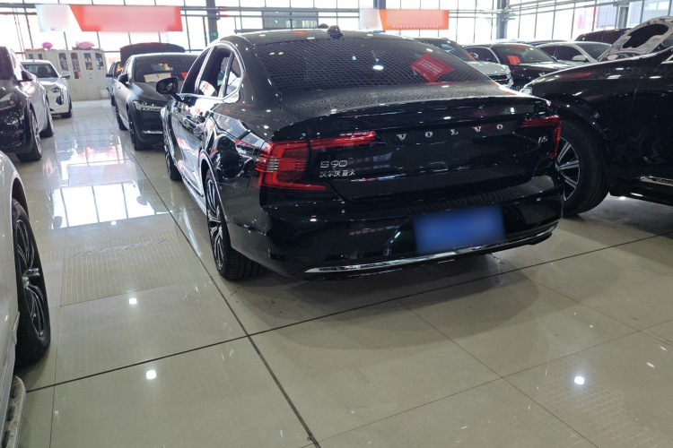 沃尔沃S90 2024款 B5 智雅豪华版车身外观6003