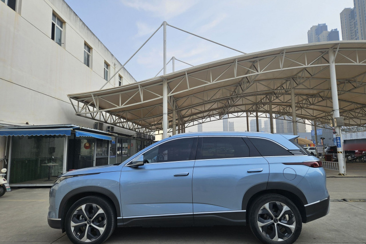 比亚迪 护卫舰07 2023款 DM-i 100KM 尊贵型车身外观6008