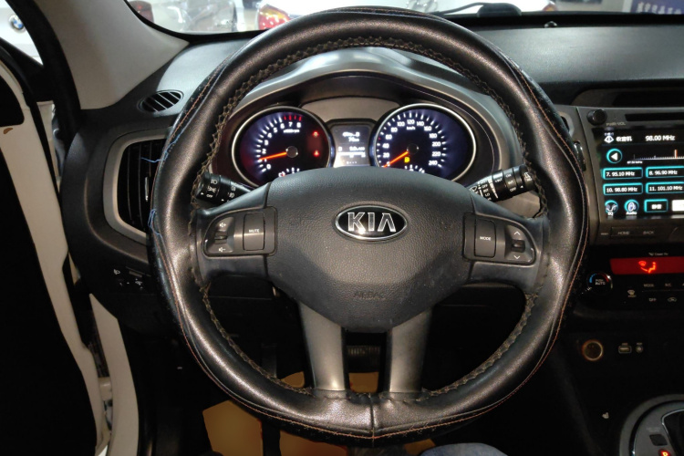 起亚 智跑 2015款 2.0L 自动两驱版DLX局部细节13